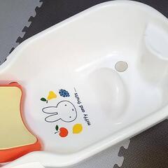 歩行器　ベビーバスの画像