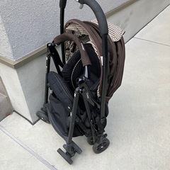 Combi baby car ベビーカーの画像