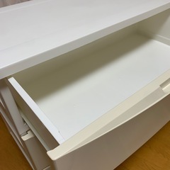 美品 衣装ケース（高さ60cm・奥行38cm・横71.5cm）の画像