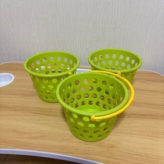 カゴ3個の画像