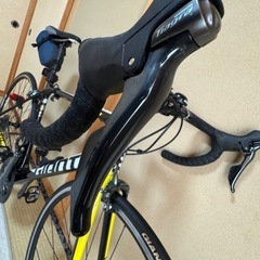 giant ロードバイク　カーボン　tiagraの画像