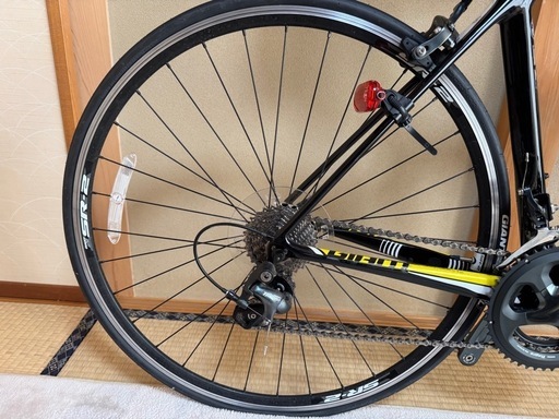 giant ロードバイク　カーボン　tiagra