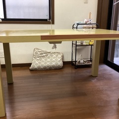 食卓　ダイニングテーブル　の画像
