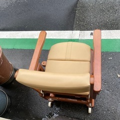 家具調トイレ コンパクト 標準便座の画像