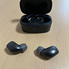 ワイヤレスイヤホン　の画像