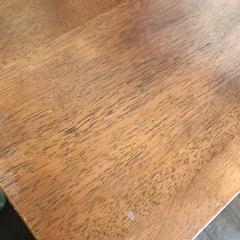 木の食卓テーブル　傷ありの画像