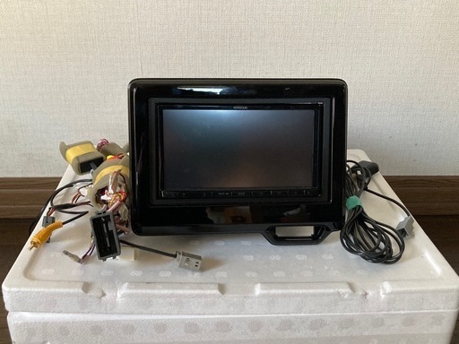 カーナビ　ケンウッドMDT-D407BT