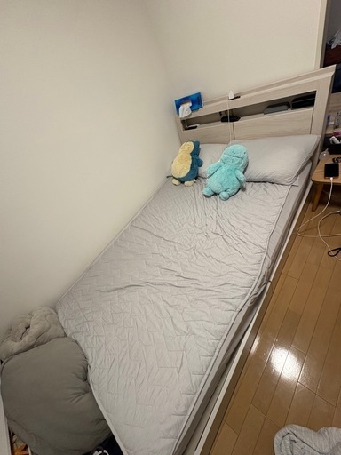 ベッド　セミダブル　ニトリ