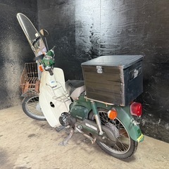 ★支払総額6.2万円★定休日なし！いつでも現車可能です！ ホンダ スーパーカブ ミドリ 人気のカブ！ リアボックス付き！ バッテリー新品！ サイスタ付き！ 4ストFI！の画像