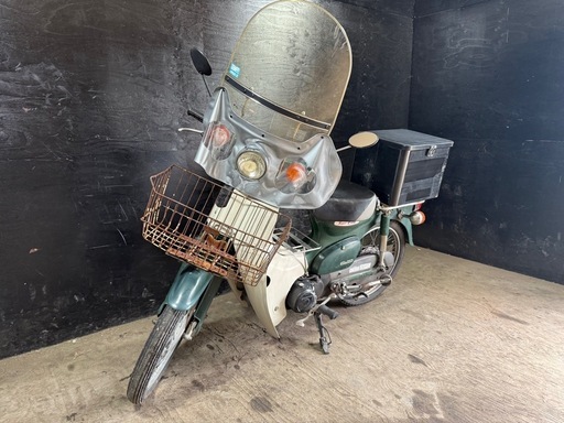 ★支払総額6.2万円★定休日なし！いつでも現車可能です！ ホンダ スーパーカブ ミドリ 人気のカブ！ リアボックス付き！ バッテリー新品！ サイスタ付き！ 4ストFI！