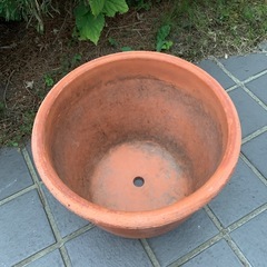 素焼き大型植木鉢Dの画像