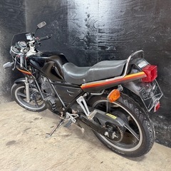 ★支払総額14.8万円★激安バイク続々入荷中！ なんでも買い取ります！ ヤマハ SRX250 黒 51Y 自賠責付き(令和8年7月12日)！ タンデムバー！ ツーリングなどに！ カスタムベースにも♪の画像
