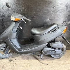★支払総額3.3万円★定休日なし！いつでも現車可能です！ スズキ レッツ２　マッド CA1KA 人気のレッツ2！ 2ストのためオイル注ぎ足すだけ！ バッテリー新品！ 激安バイク！の画像
