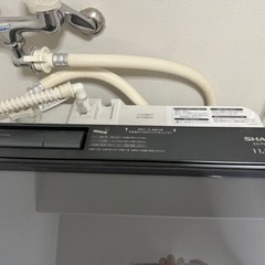 SHARP縦型洗濯機乾燥機付きの画像