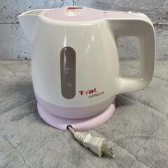 ティファール 電気ケトル BF802 0.8L 1250W ピンク 動作確認済 電気湯沸器 T-fal APRECIA キッチン家電 湯沸かし 25 Y2104の画像