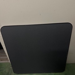 正方形コタツの画像