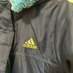 adidas 130 コートの画像