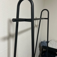 ハンガーラックの画像
