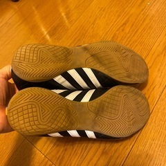 adidas フットサルシューズ　26.5cmの画像
