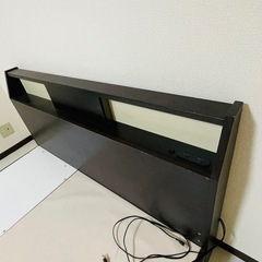 ベッドフレームの画像