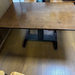美品⭐︎昇降式テーブル　の画像