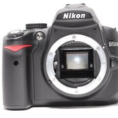 使用少なめ Nikon D5000 ダブルレンズ美品セット バリアングル液晶の画像