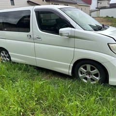 エルグランド　ハイウェイ.スター　2.5 4WD 平成17年式の画像