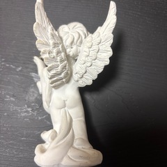 天使の置物の画像
