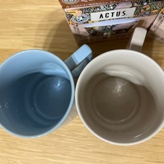 ACTUS  アクタス　コップ2個と新品ミニボール4個の画像