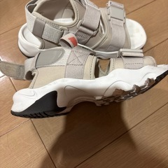 ナイキ　サンダルの画像