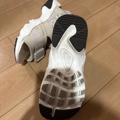 ナイキ　サンダルの画像
