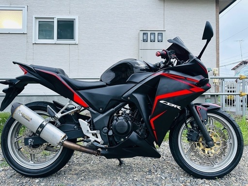 北海道！ホンダ　CBR250R 走行少ない！外装美品！タイヤ前後山あり！バッテリー付き！