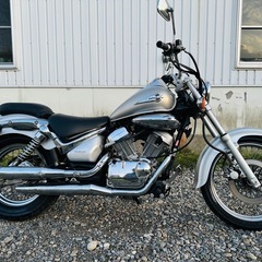 北海道　スズキ　イントルーダー250 走行少ない！外装美品！バッテリー新品付き！ の画像