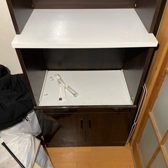 食器棚の画像