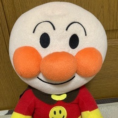 アンパンマンのぬいぐるみとおまけのピックとミニタオルの画像