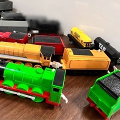 プラレール トーマス ジャンク 車輌たくさんセット
の画像