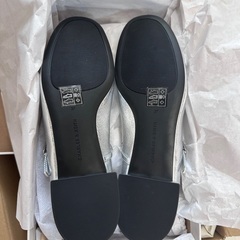 Charles&Keith メリージェーン - シルバーの画像