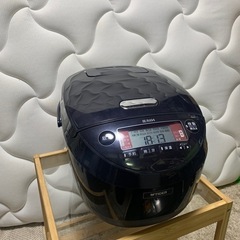 2022年製炊飯器の画像