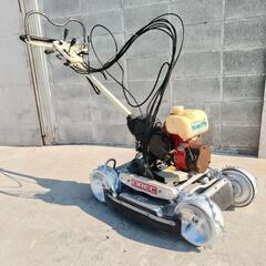 スパイダーモア SP850　 オーレック 4WD 自走式草刈機 斜面の画像
