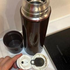 THERMOS 真空断熱 サーモス ステンレスボトル 水筒 保冷 保温 ブラウン 500mlの画像