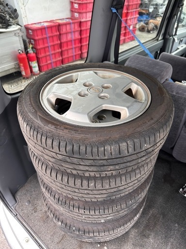 アルミ　ホイールタイヤセット　サイズ165/60R14 タイヤ年式　2024年