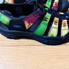 KEENサンダルの画像