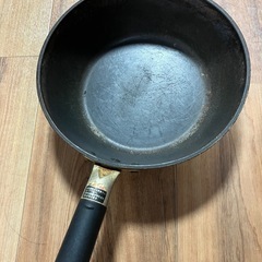 深めのフライパンと片手鍋セットの画像