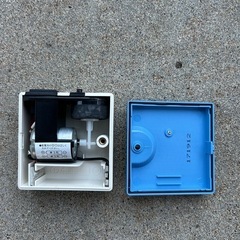 GEX ATOM 5 携帯用　乾電池式エアーポンプの画像