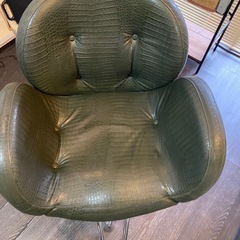 カットチェアの画像