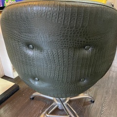 カットチェアの画像