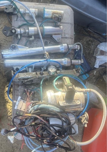 【エアサス】フォルツァ　MF08 エアサス　エアーサスペンション