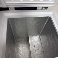 冷凍庫142L上開きの画像