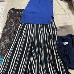 大量レディース服まとめて
👗主にMサイズ！まだまだ現役で‼️の画像