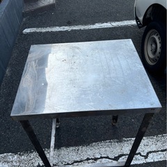 急募！！ステンレス作業台の画像